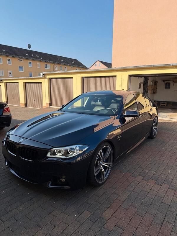 Schwarz Gebraucht 2015 BMW M550 Limousine | 26.200 € (Fairer Preis) - Bild 1/4