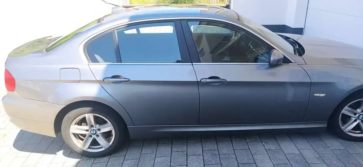 Gebraucht BMW 316 116 PS (85 kW) 2010 Grau Limousine