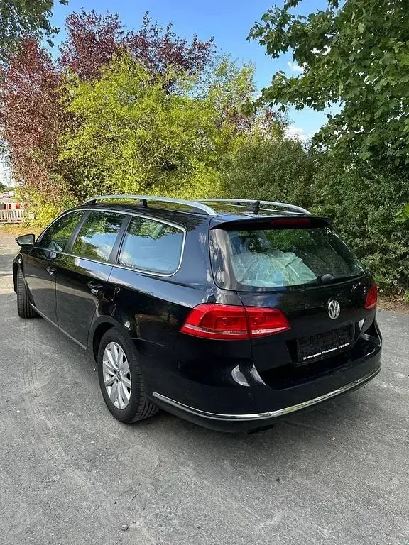 Gebraucht VW Passat Comfortline 140 PS (102 kW) 2013 Schwarz Kombi