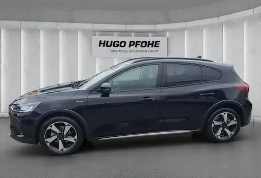 Gebraucht Ford Focus Active 125 PS (91 kW) 2023 Schwarz Limousine
