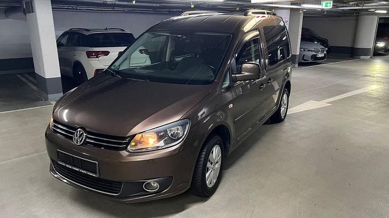 Braun Gebraucht 2011 VW Caddy Van / Kleinbus | 4.900 € (Superpreis) - Bild 1/4