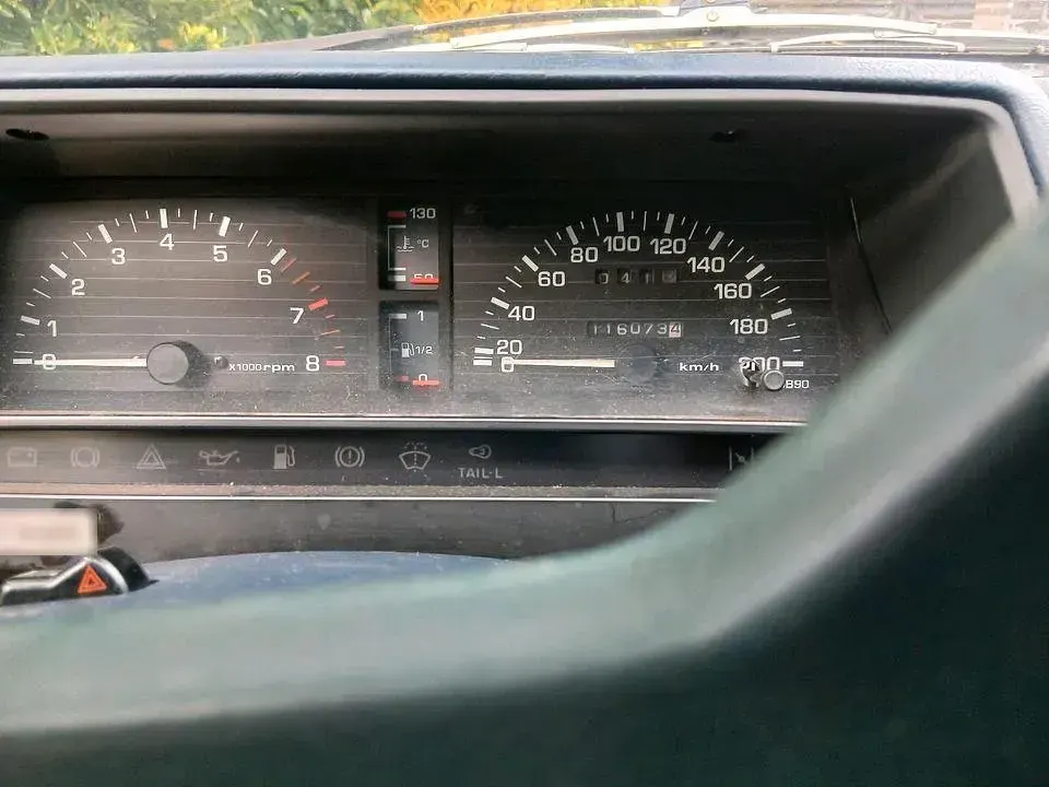 Gebraucht Mazda 626 74 PS (54 kW) 1983 Blau Limousine