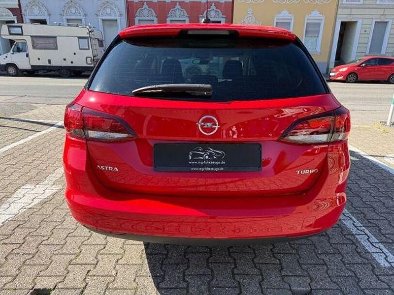 Usata Opel Astra Dynamic 140 CV (102 kW) 2017 Rosso Station wagon