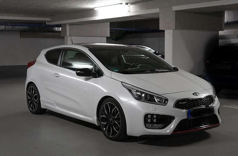 Gebraucht Kia ProCeed GT-Track 204 PS (150 kW) 2013 Limousine