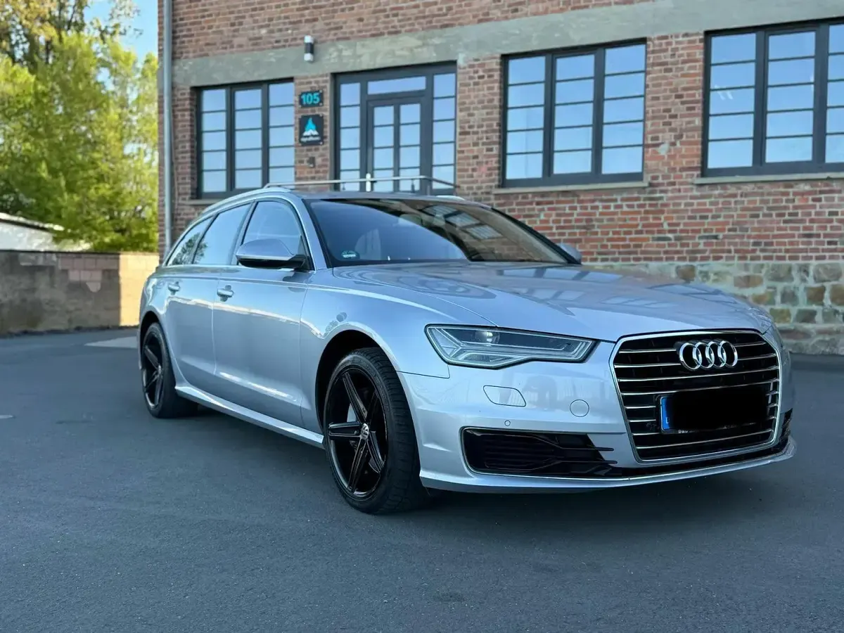 Second-hand Audi A6 218 CP (160 kW) 2015 Argintiu Break
