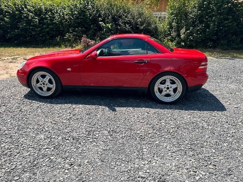 Rot Gebraucht 1999 Mercedes SLK200 Cabrio | 5.500 € - Bild 1/4