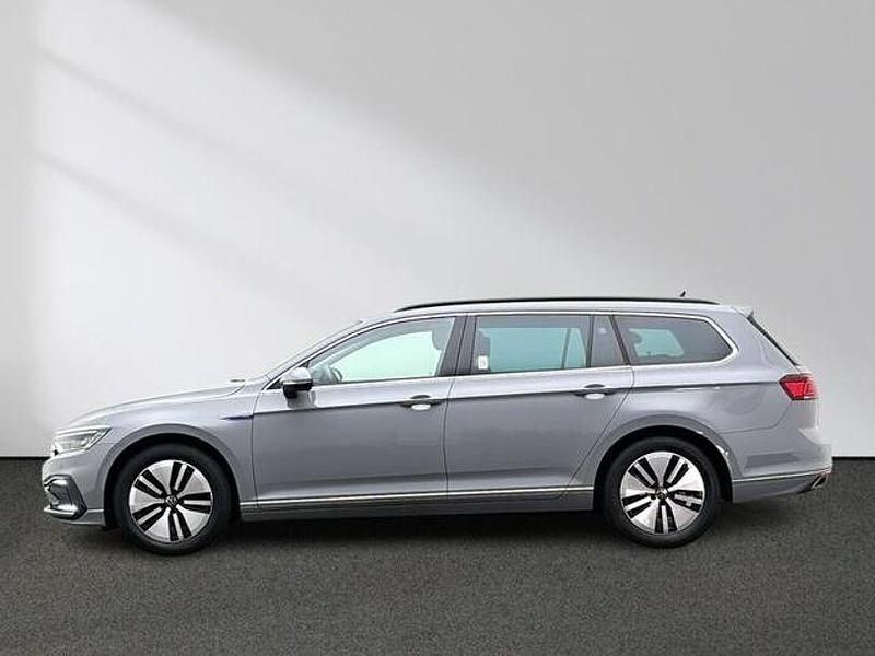 Gebraucht VW Passat GTE 218 PS (160 kW) 2022 Grau Kombi