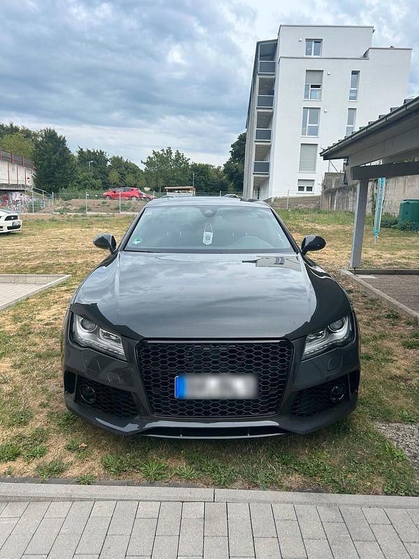 Grau Gebraucht 2011 Audi A7 Kleinwagen | 23.999 € (Teuer) - Bild 1/4