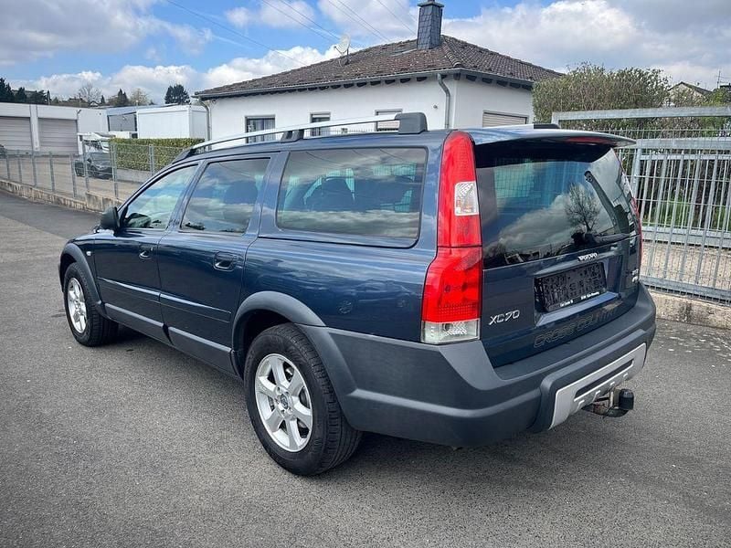Używany Volvo XC70 209 KM (153 kW) 2005 Niebieski Kombi