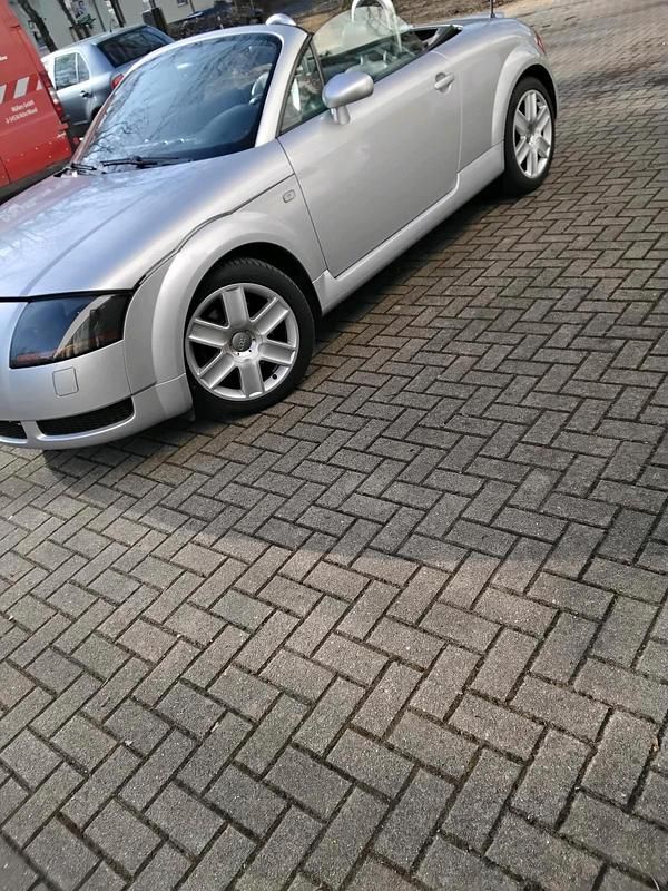 Gebraucht Audi TT Roadster 179 PS (131 kW) 2005 Silber Cabrio