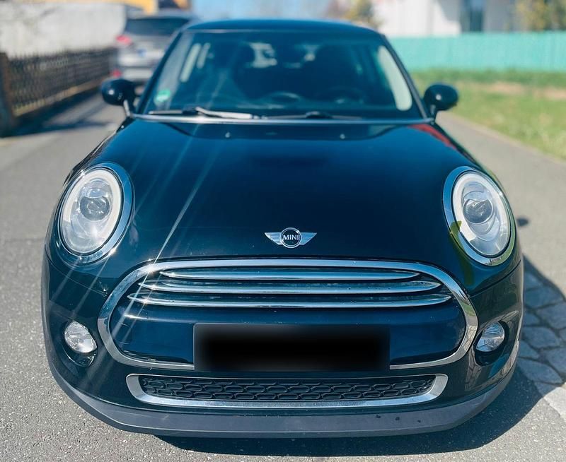 Second-hand Mini Cooper 136 CP (100 kW) 2016 Negru Hatchback