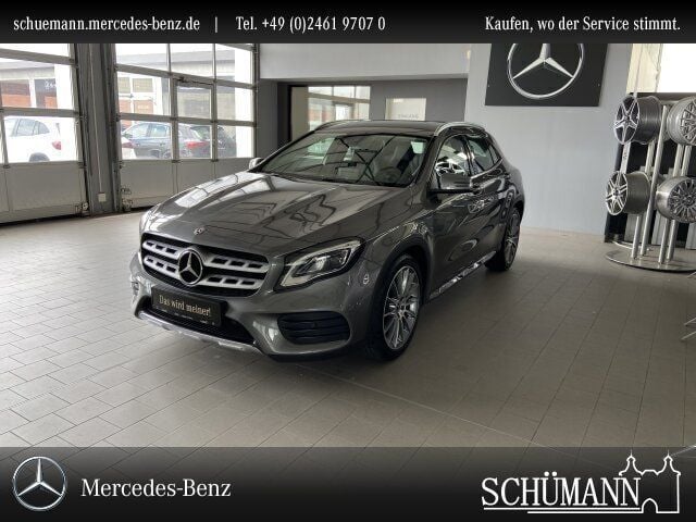 Grau Gebraucht 2019 Mercedes GLA200 Style SUV | 22.799 € (Guter Preis) - Bild 1/4