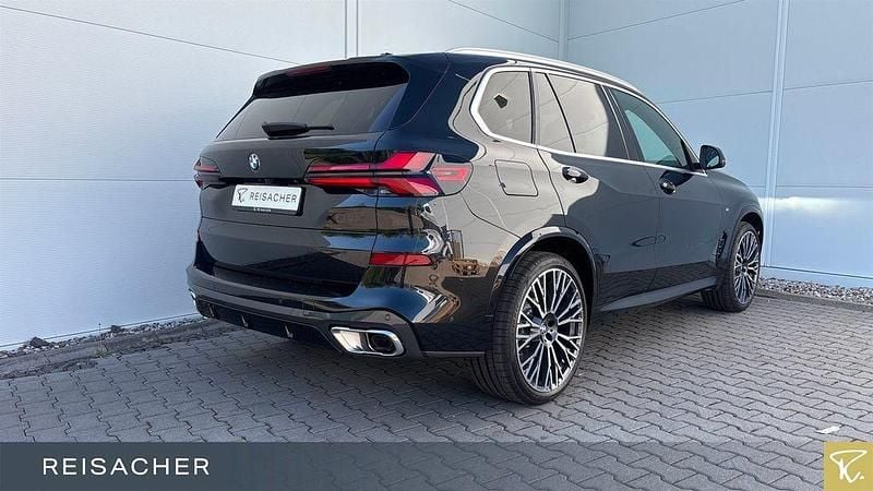 Nouă BMW X5 Performance 352 CP (258 kW) 2026 Negru SUV