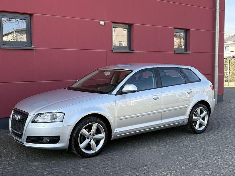 Gebraucht Audi A3 Ambition 160 PS (117 kW) 2009 Eissilber** Kleinwagen