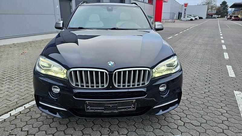 Blau Gebraucht 2018 BMW X5 M50 SUV | 28.900 € (Guter Preis) - Bild 1/4