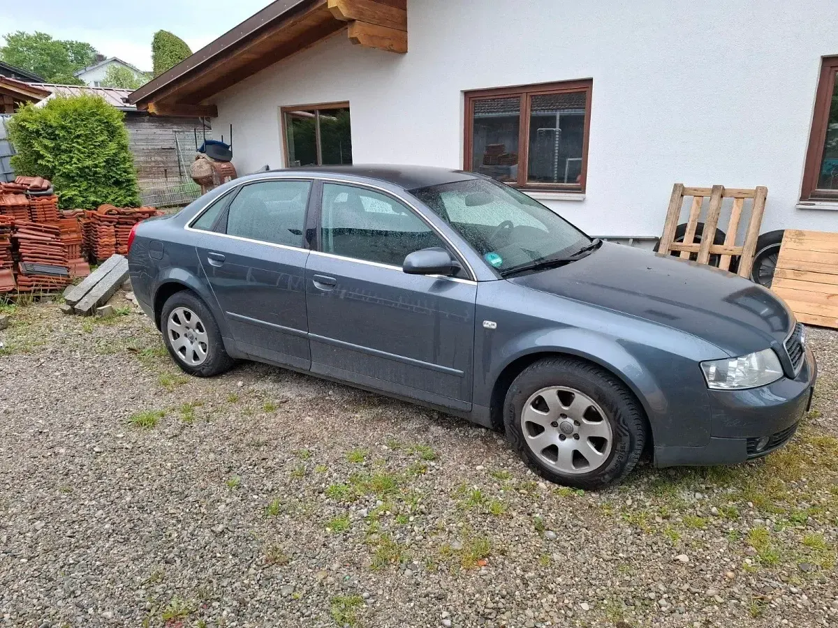 Gebraucht Audi A4 131 PS (96 kW) 2002 Limousine