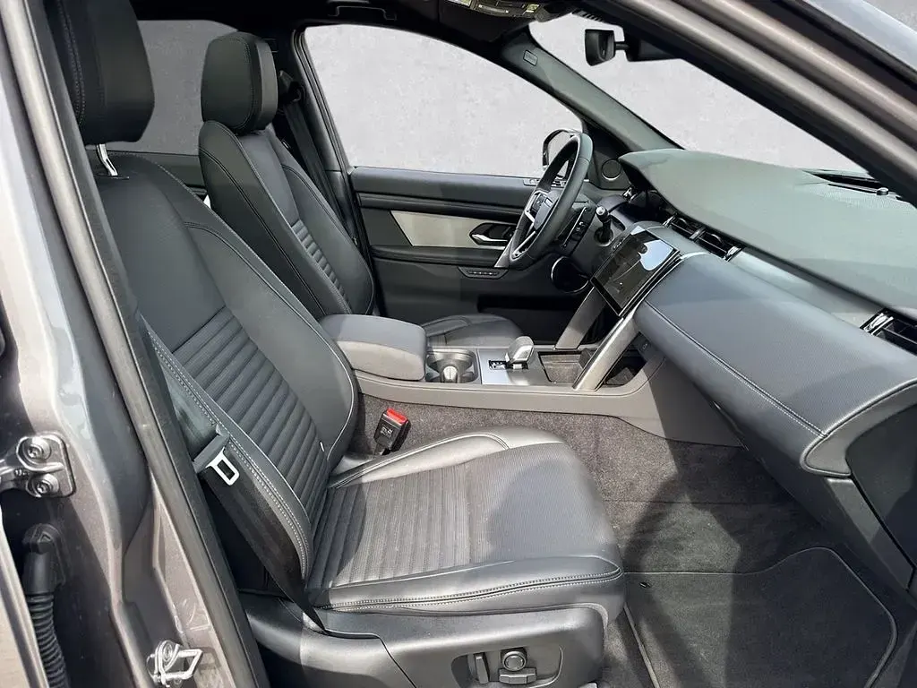 Gebraucht Land Rover Discovery Sport SE Dynamic 272 PS (200 kW) 2025 Grau SUV