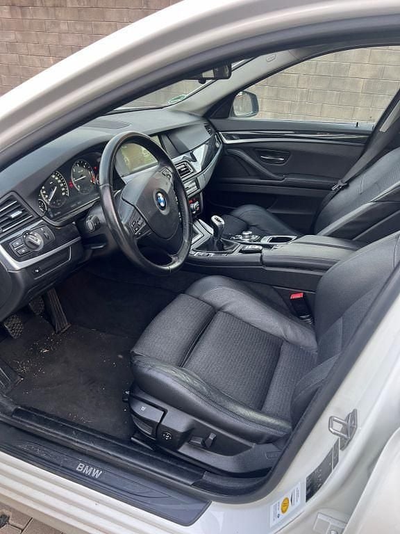 Gebraucht BMW 525 218 PS (160 kW) 2012 Weiß Kombi