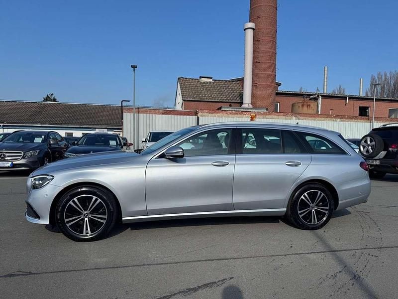 Gebraucht Mercedes E220 200 PS (147 kW) 2023 Grau Kombi