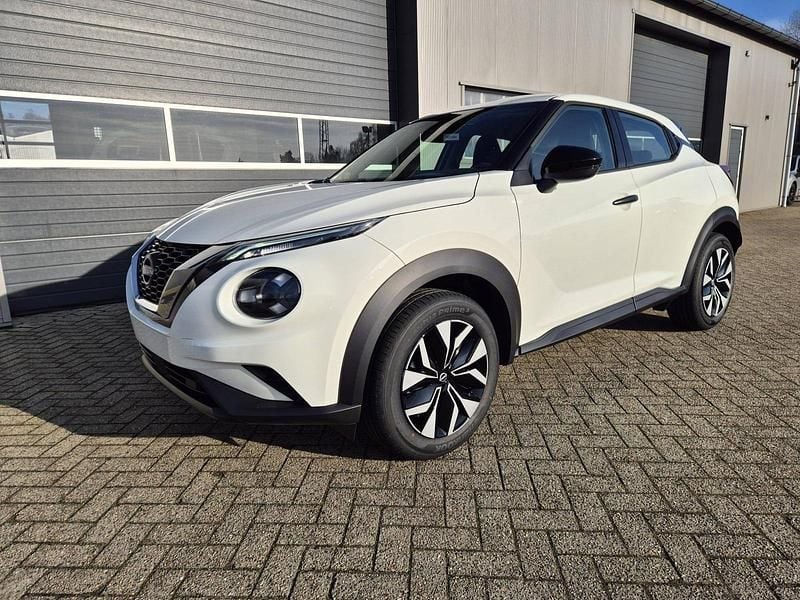 Solid white Neu 2026 Nissan Juke Acenta SUV | 20.290 € (Superpreis) - Bild 1/4