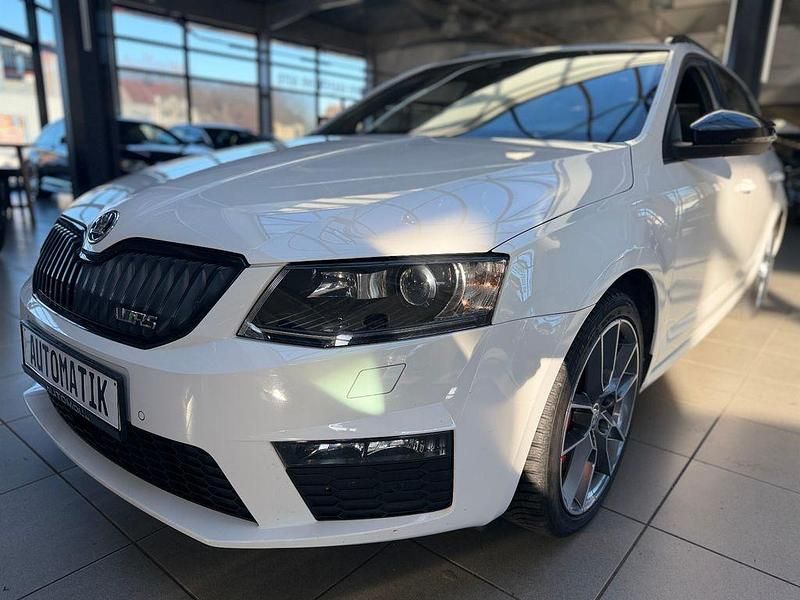 Gebraucht Skoda Octavia RS 184 PS (135 kW) 2015 Weiß Kleinwagen