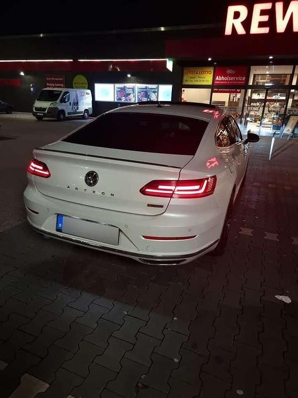 Gebraucht VW Arteon R-line 239 PS (175 kW) 2017 Weiß Coupé