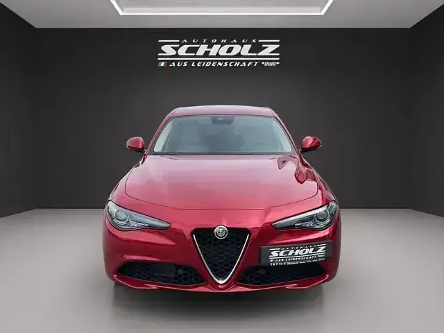 Gebraucht Alfa Romeo Giulia 209 PS (153 kW) 2022 Rot Limousine