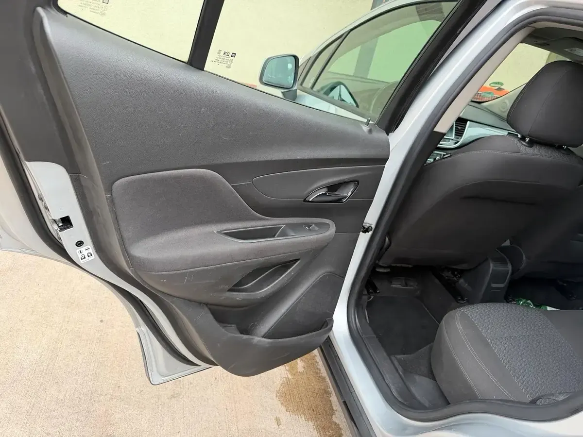 Gebraucht Opel Mokka 136 PS (100 kW) 2019 Grau SUV