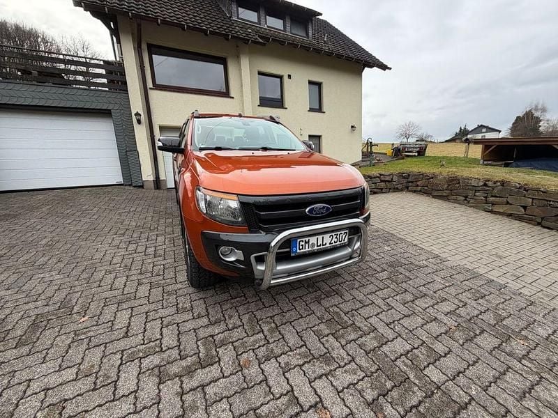 Gebraucht Ford Ranger Wildtrack 200 PS (147 kW) 2015 Orange Pickup