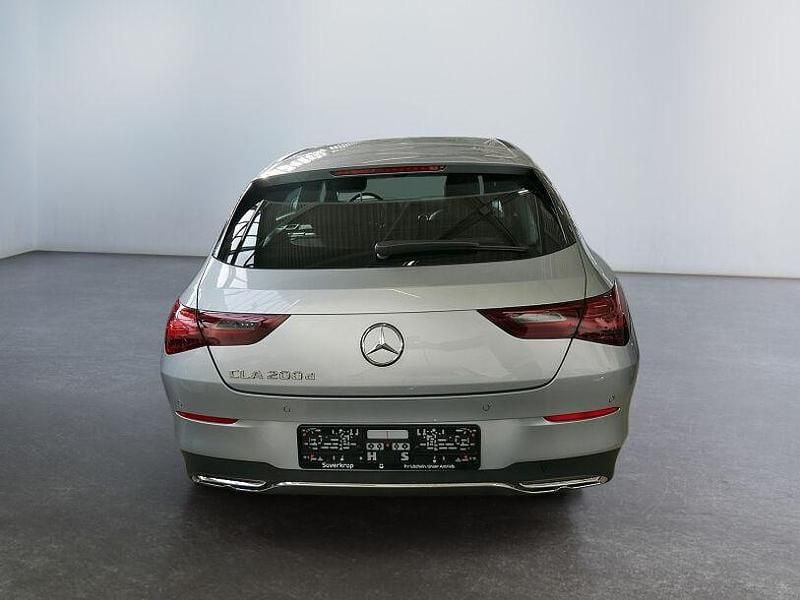 Gebraucht Mercedes CLA200 Progressive 150 PS (110 kW) 2024 Silber Limousine