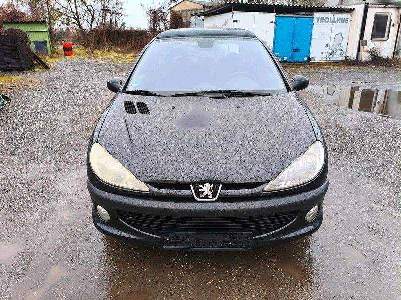 Gebraucht Peugeot 206 75 PS (55 kW) 2002 Schwarz Kleinwagen