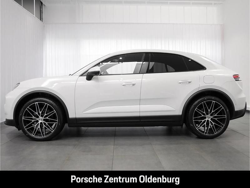 Neu Porsche Macan 4 Electric Basis 264 kW (360 PS) 2026 Weiss SUV