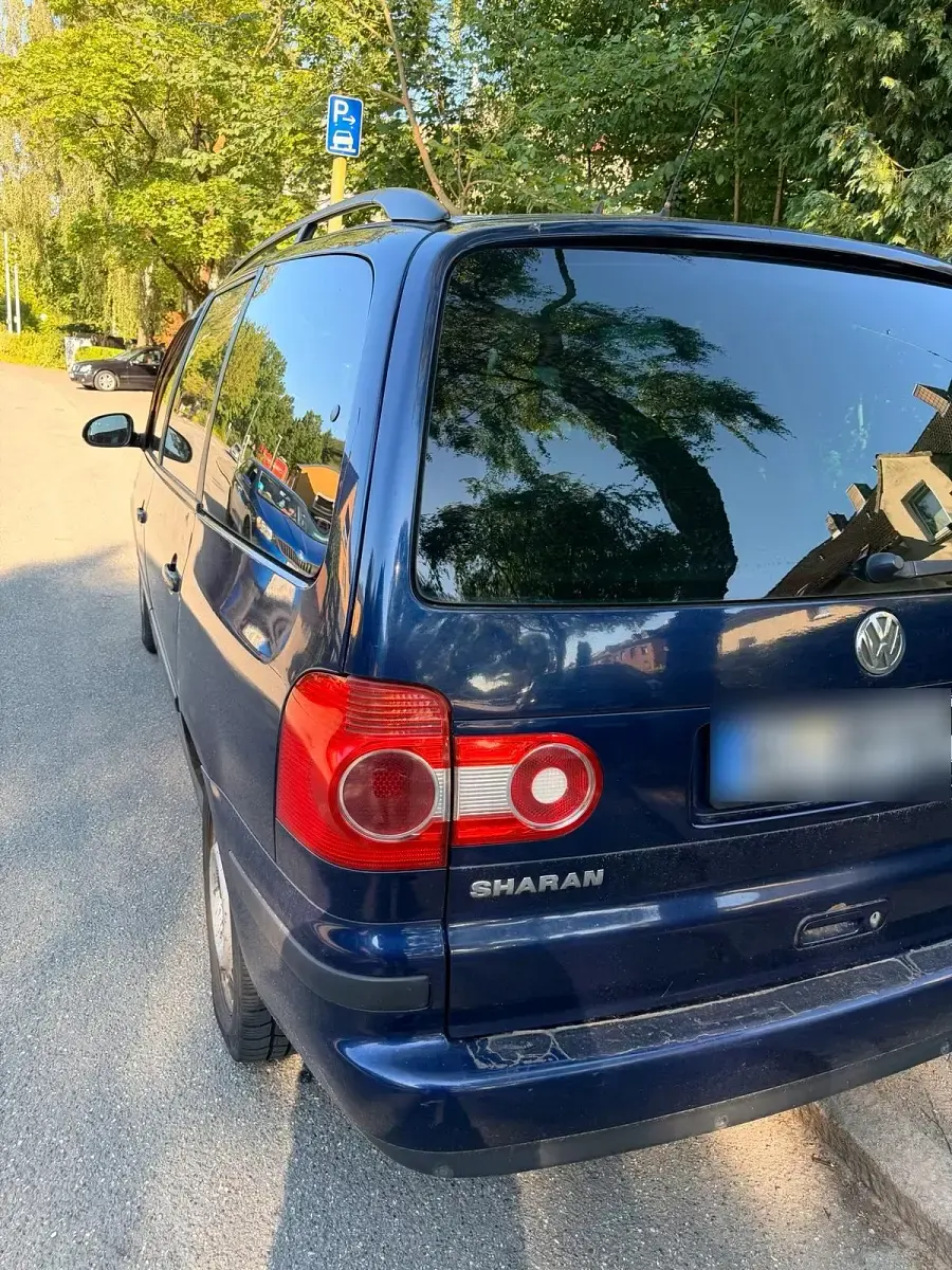 Gebraucht VW Sharan 116 PS (85 kW) 2009 Blau Van / Kleinbus