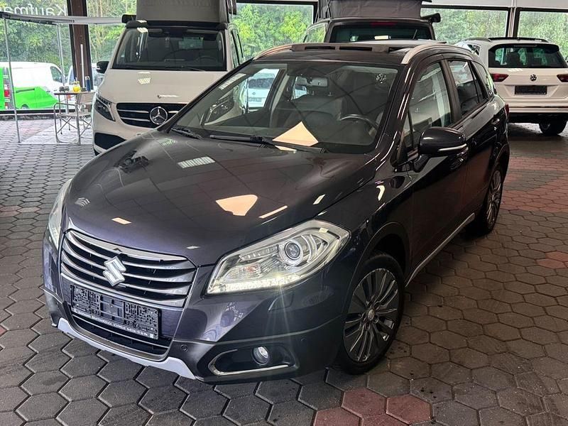 Grau Gebraucht 2015 Suzuki SX4 S-Cross Limited SUV | 10.990 € (Fairer Preis) - Bild 1/4