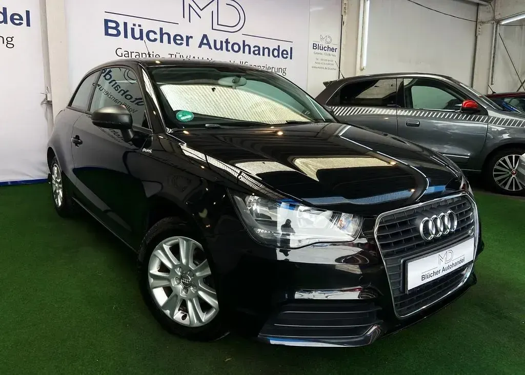 Gebraucht Audi A1 Attraction 86 PS (63 kW) 2012 Schwarz Kleinwagen