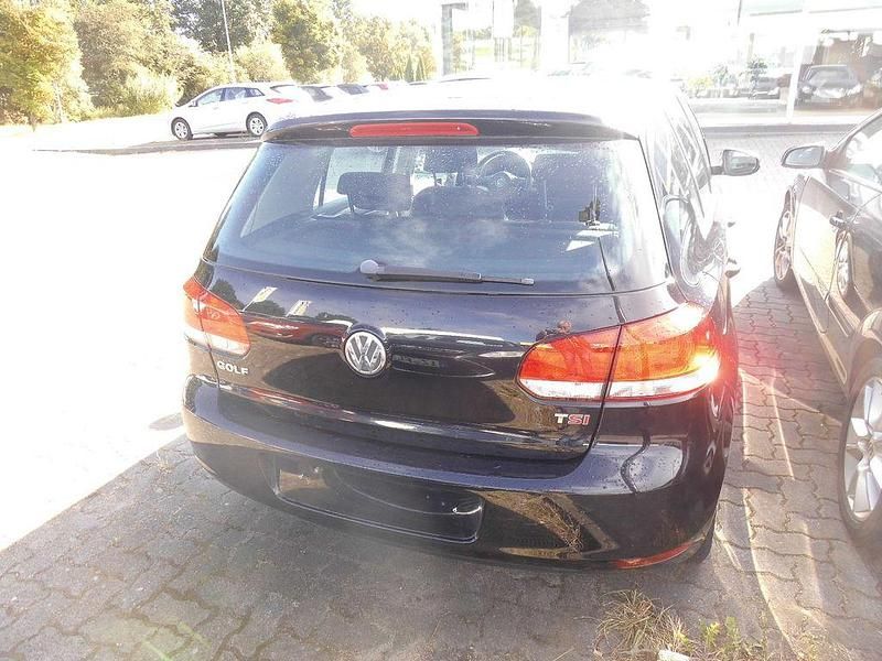 Gebraucht VW Golf VI Trendline 86 PS (63 kW) 2011 Schwarz Kleinwagen