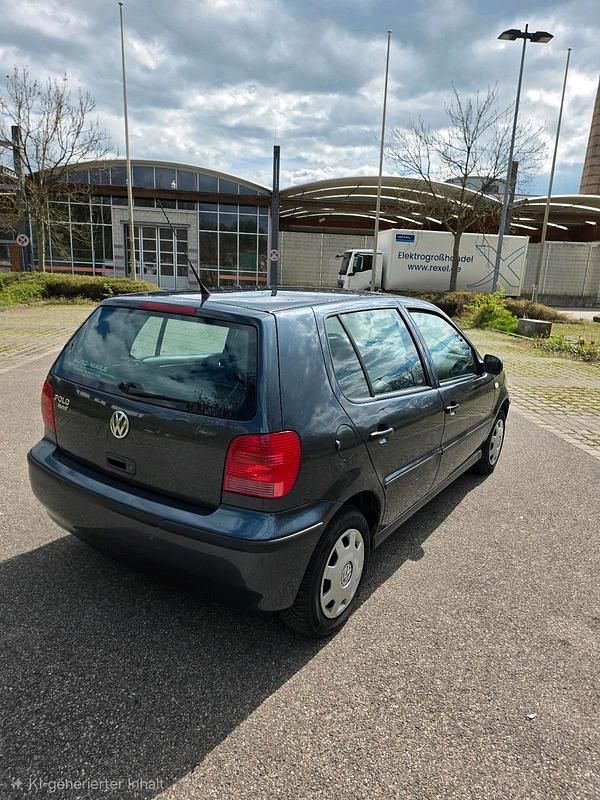 Gebraucht VW Polo 60 PS (44 kW) 2002 Grau Kleinwagen