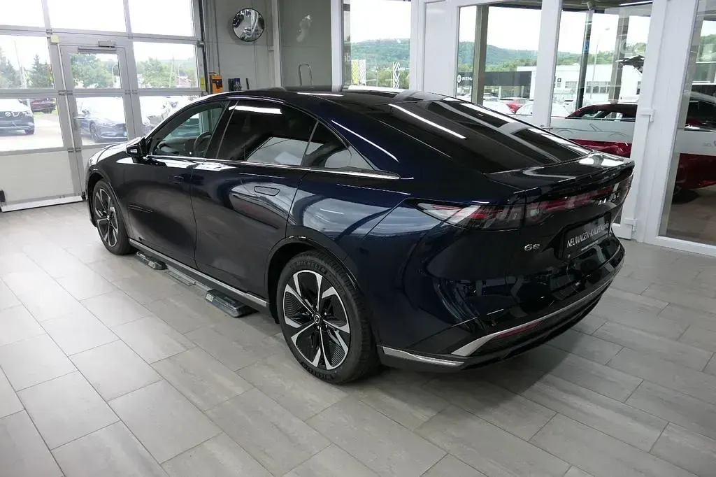Neu Mazda 6e Takumi-Line 189 kW (258 PS) 2025 Blau Limousine