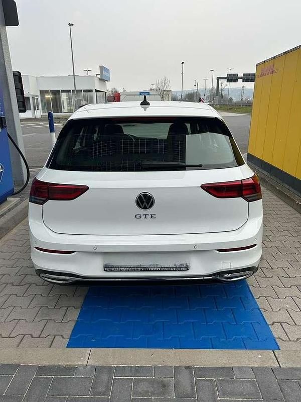 Gebraucht VW Golf VIII GTE 245 PS (180 kW) 2022 Weiß Kleinwagen