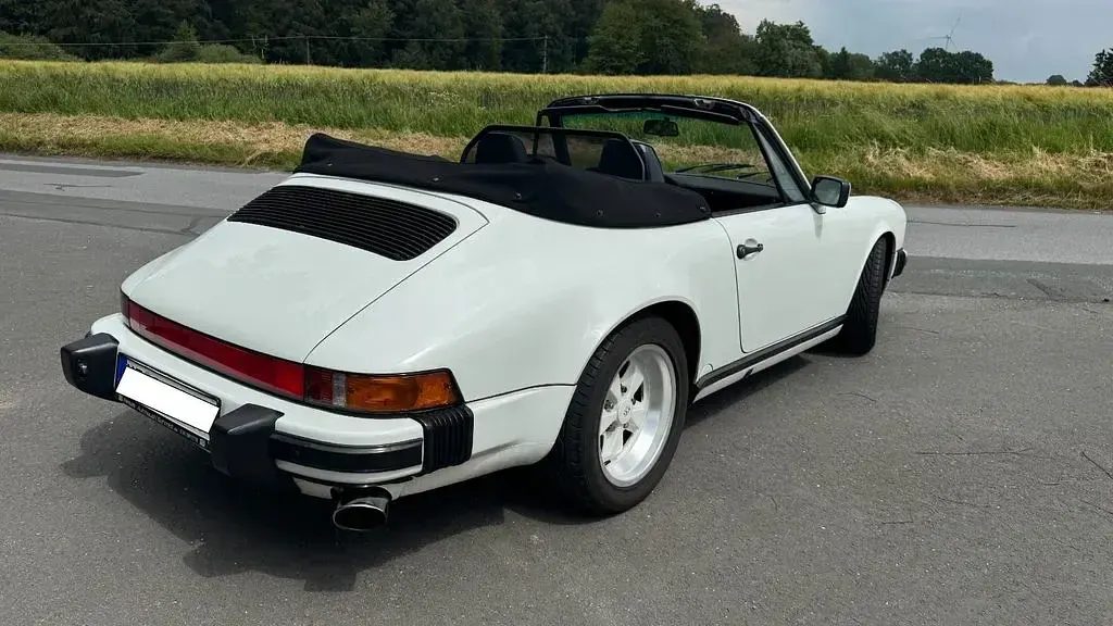 Gebraucht Porsche 911 Carrera 218 PS (160 kW) 1987 Weiß Coupé