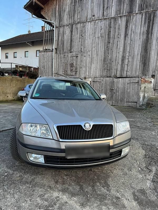 Gebraucht Skoda Octavia 102 PS (75 kW) 2007 Grau Kombi