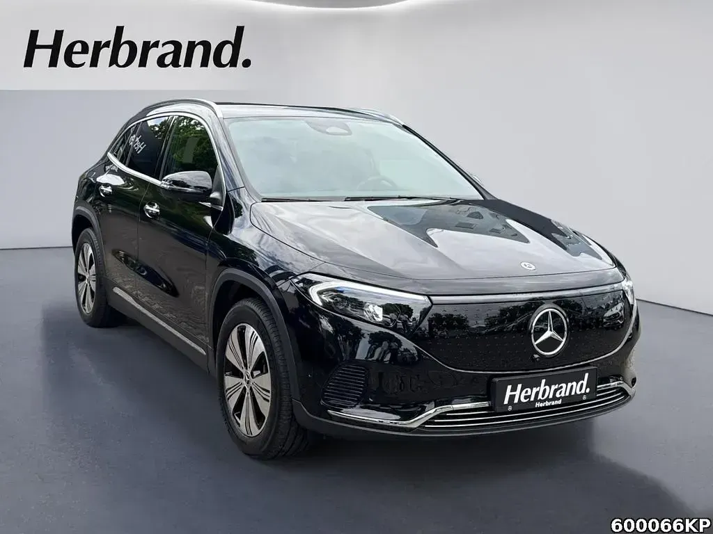 Gebraucht Mercedes EQA350 Progressive 214 kW (292 PS) 2025 Metalliclack kosmosschwarz SUV