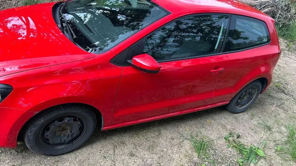 Gebraucht VW Polo Trendline 69 PS (50 kW) 2010 Rot Kleinwagen