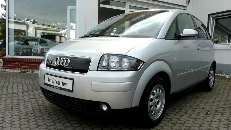 Gebraucht Audi A2 61 PS (44 kW) 2001 Silber Kleinwagen