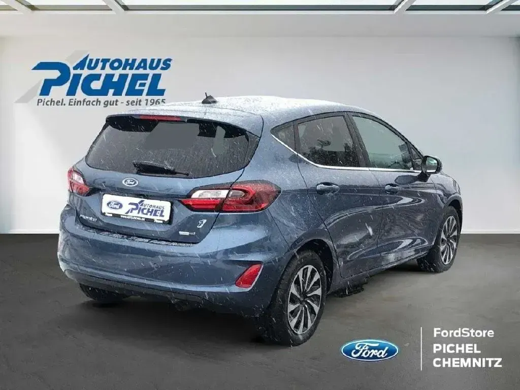 Gebraucht Ford Fiesta Titanium 125 PS (91 kW) 2023 Blau(metallic) Kleinwagen