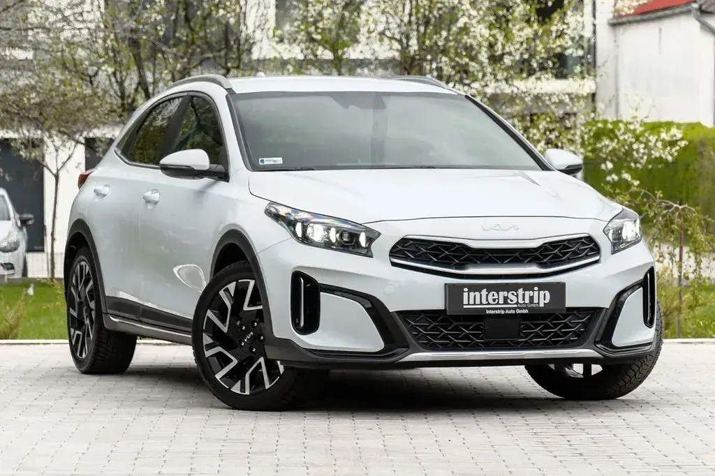Używany Kia XCeed 160 KM (117 kW) 2024 Biały SUV