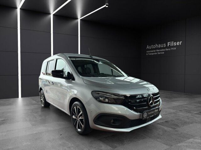 Silber Gebraucht 2023 Mercedes EQT200 Premium Van / Kleinbus | 29.974 € (Fairer Preis) - Bild 1/4