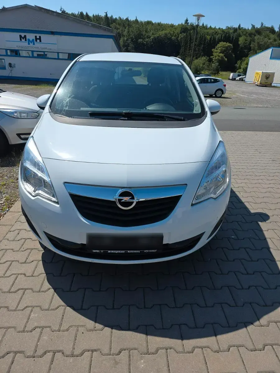 Gebraucht Opel Meriva 120 PS (88 kW) 2013 Weiß Van / Kleinbus