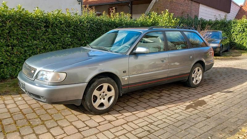 Second-hand Audi A6 125 CP (91 kW) 1997 Gri Break