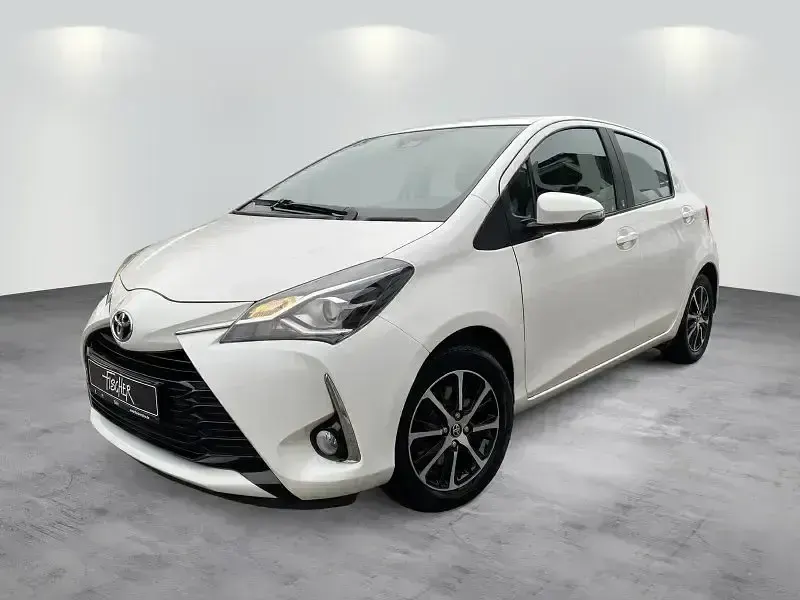 Gebraucht Toyota Yaris Team 112 PS (82 kW) 2018 Super white 2 Kleinwagen